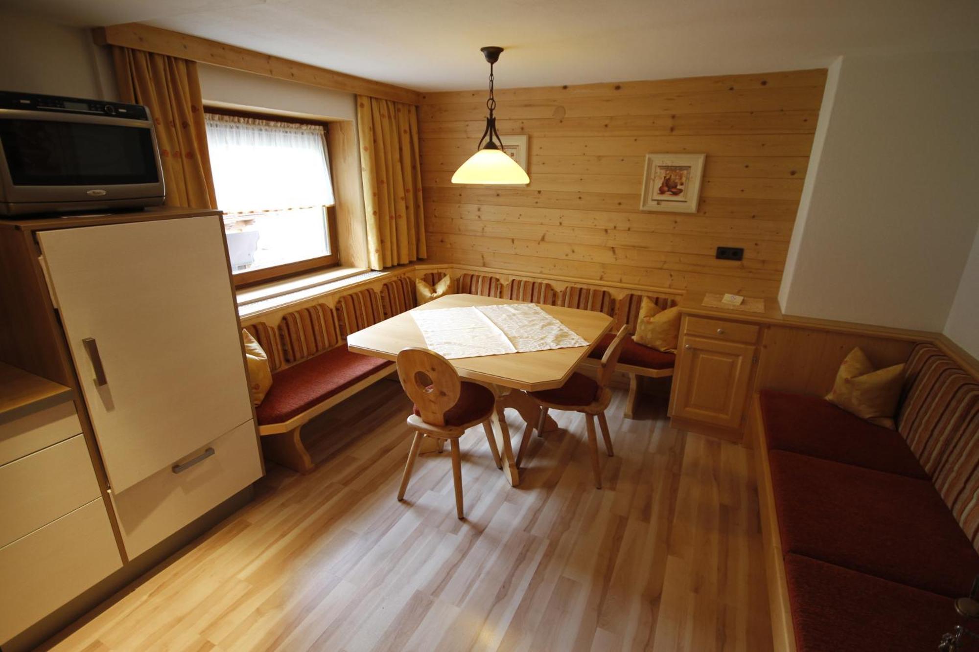 Landhaus Rohrmoser 齐勒河谷采尔 客房 照片