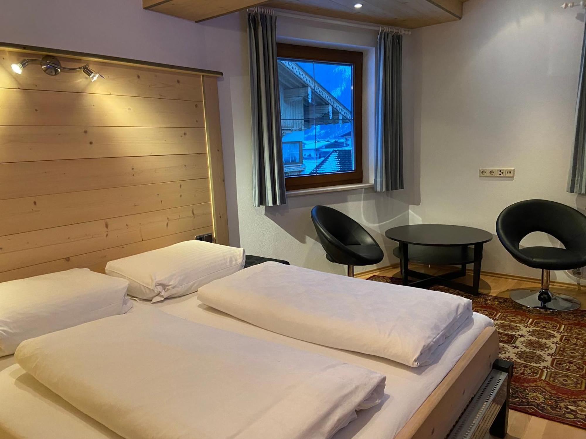 Landhaus Rohrmoser 齐勒河谷采尔 客房 照片