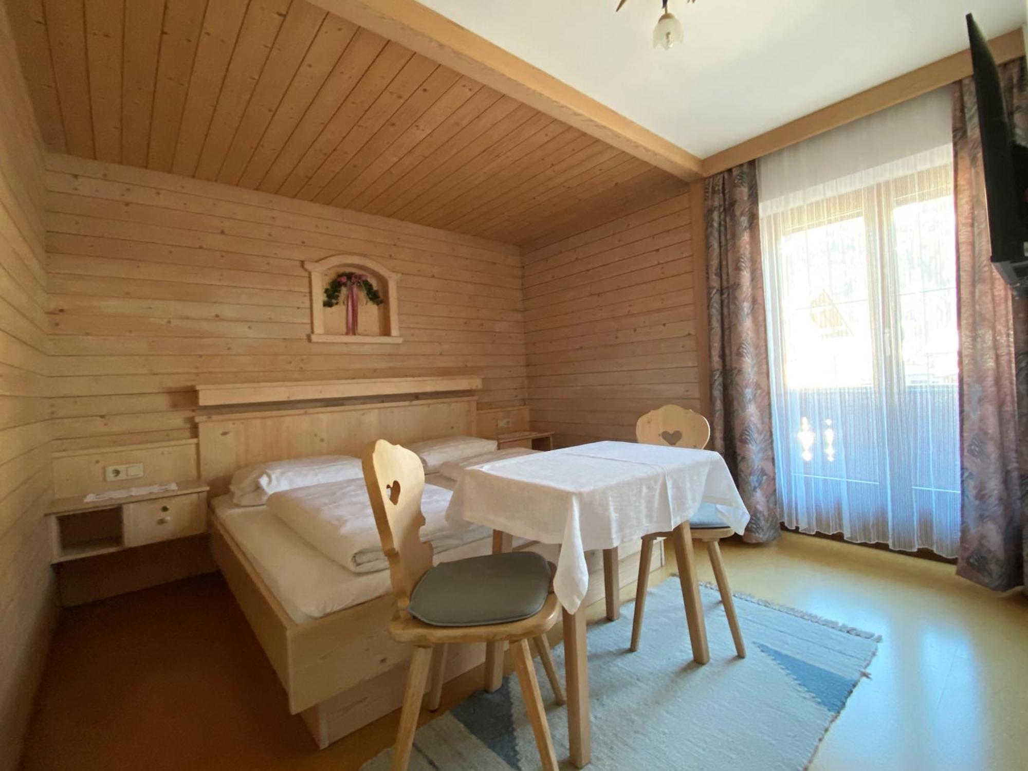 Landhaus Rohrmoser 齐勒河谷采尔 客房 照片
